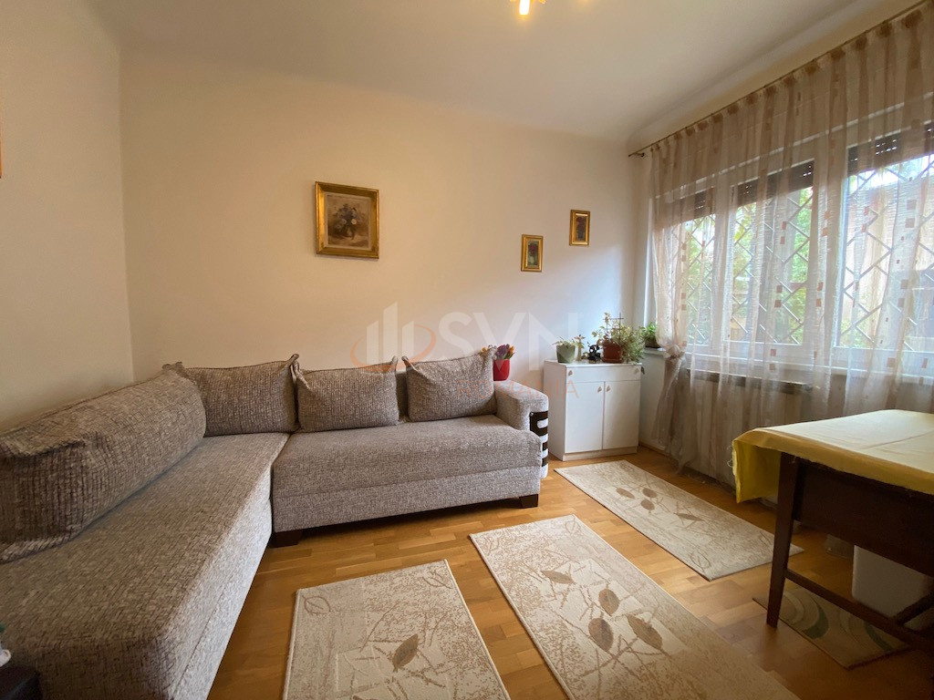 Casa, 8 camere Bucuresti/Domenii