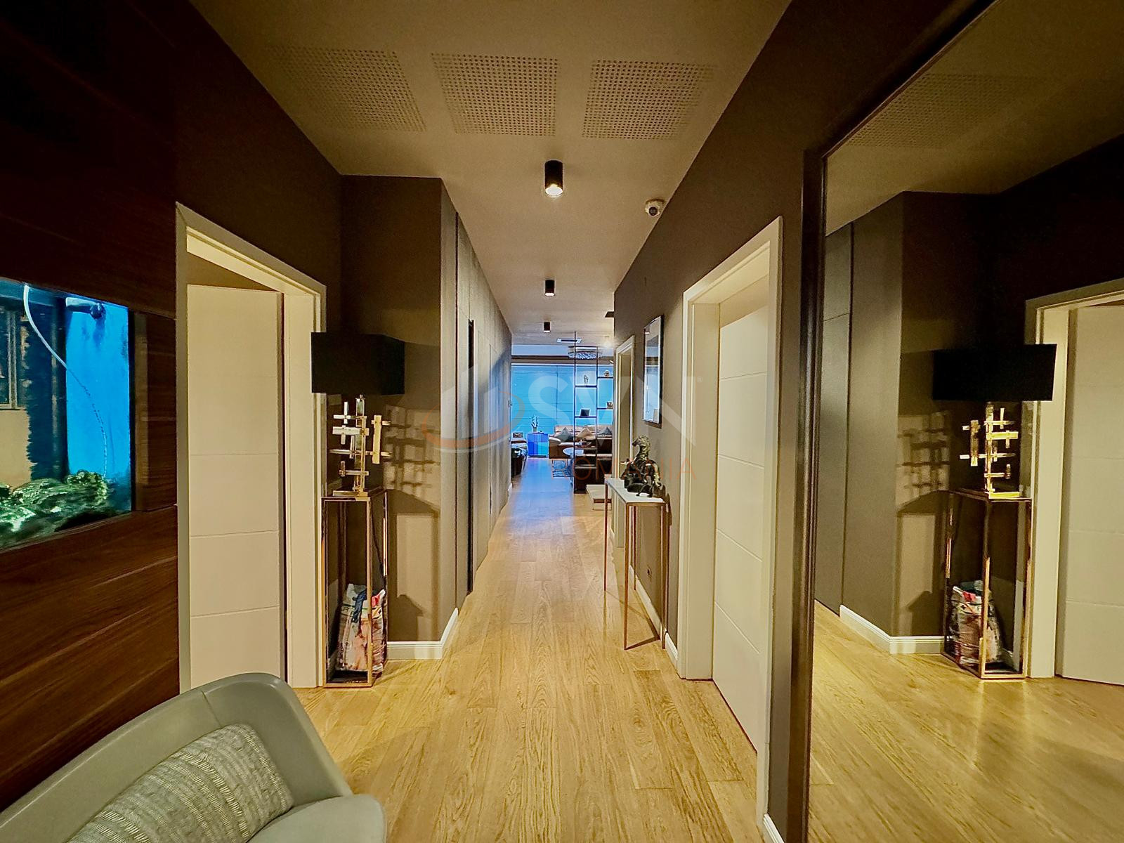 Casa, 8 camere Bucuresti/Iancu Nicolae