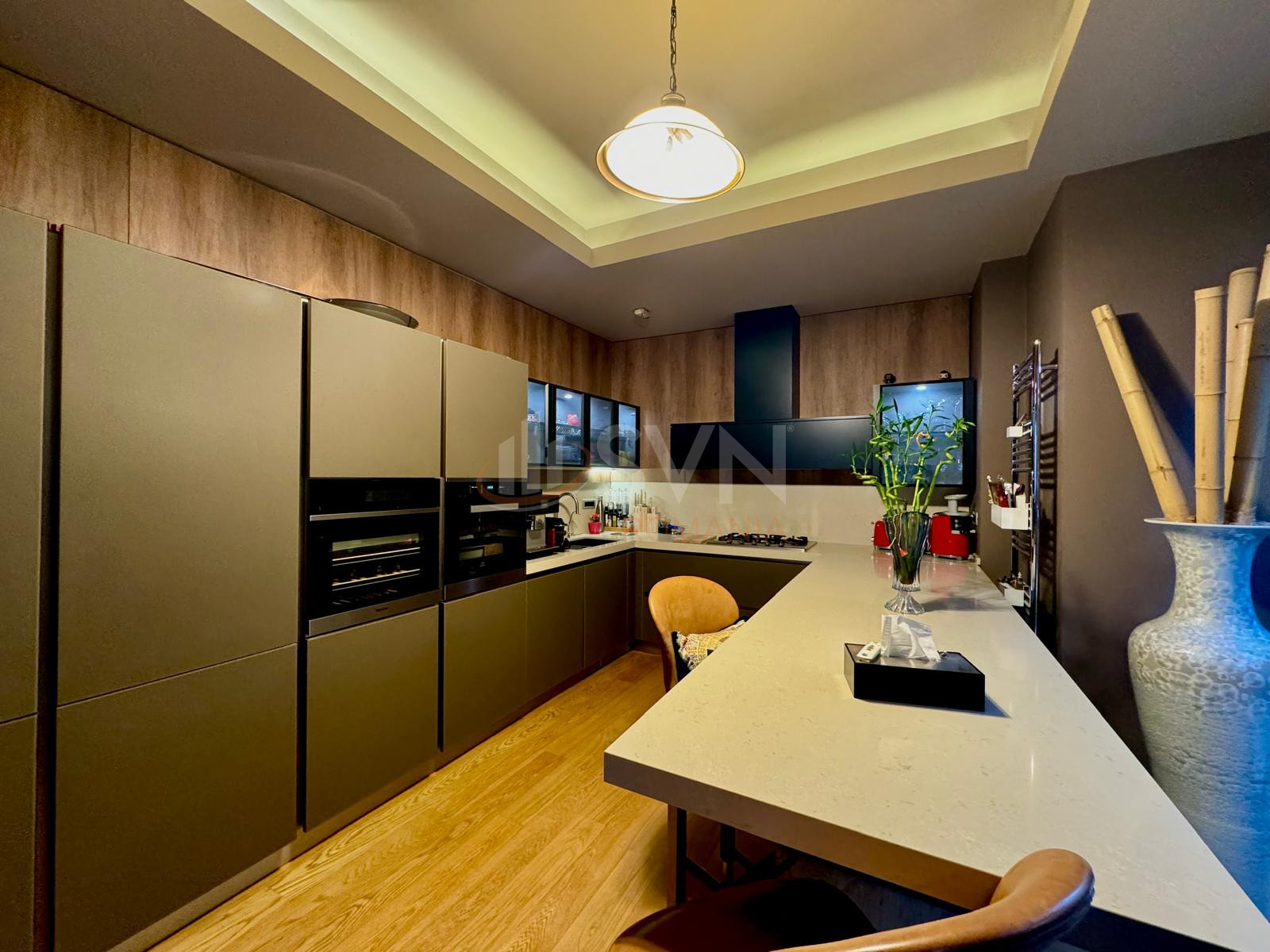 Casa, 8 camere Bucuresti/Iancu Nicolae