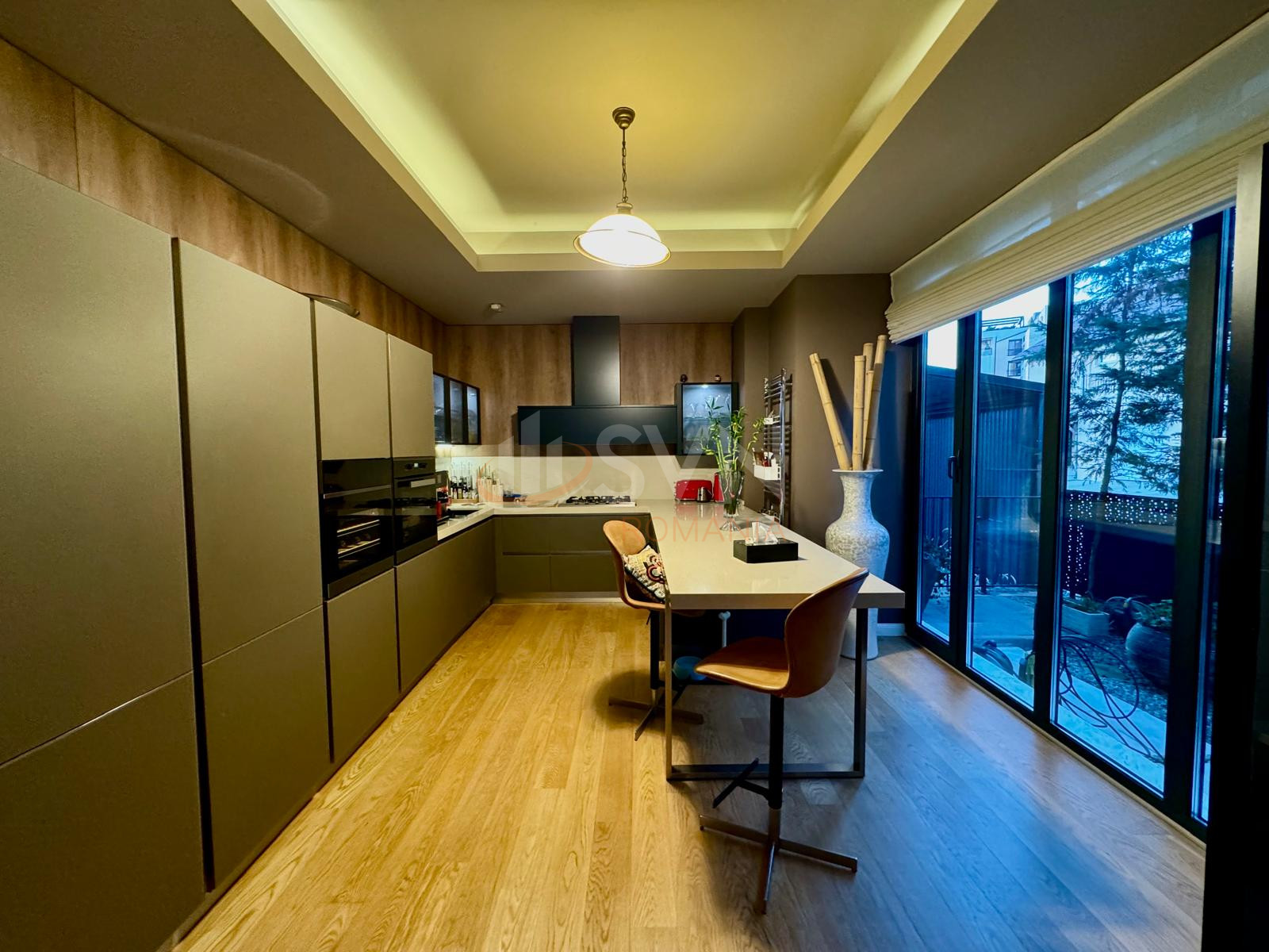 Casa, 8 camere Bucuresti/Iancu Nicolae