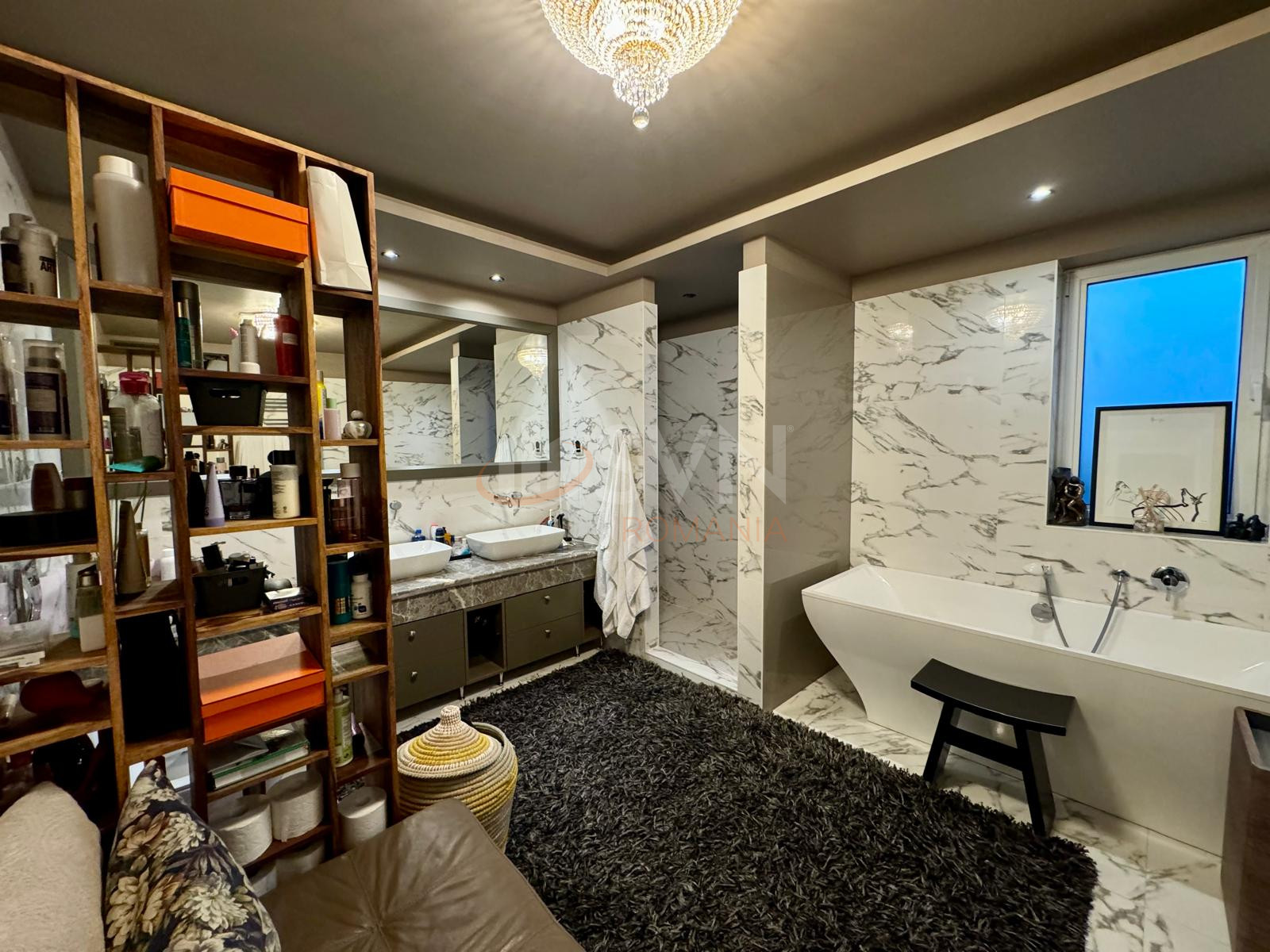 Casa, 8 camere Bucuresti/Iancu Nicolae