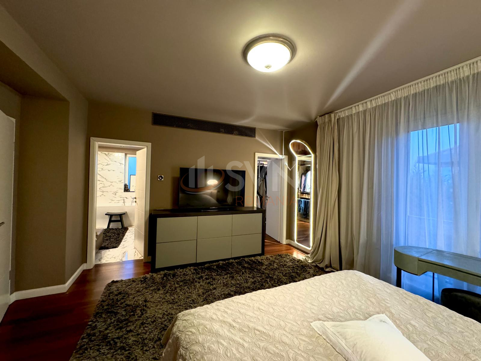 Casa, 8 camere Bucuresti/Iancu Nicolae