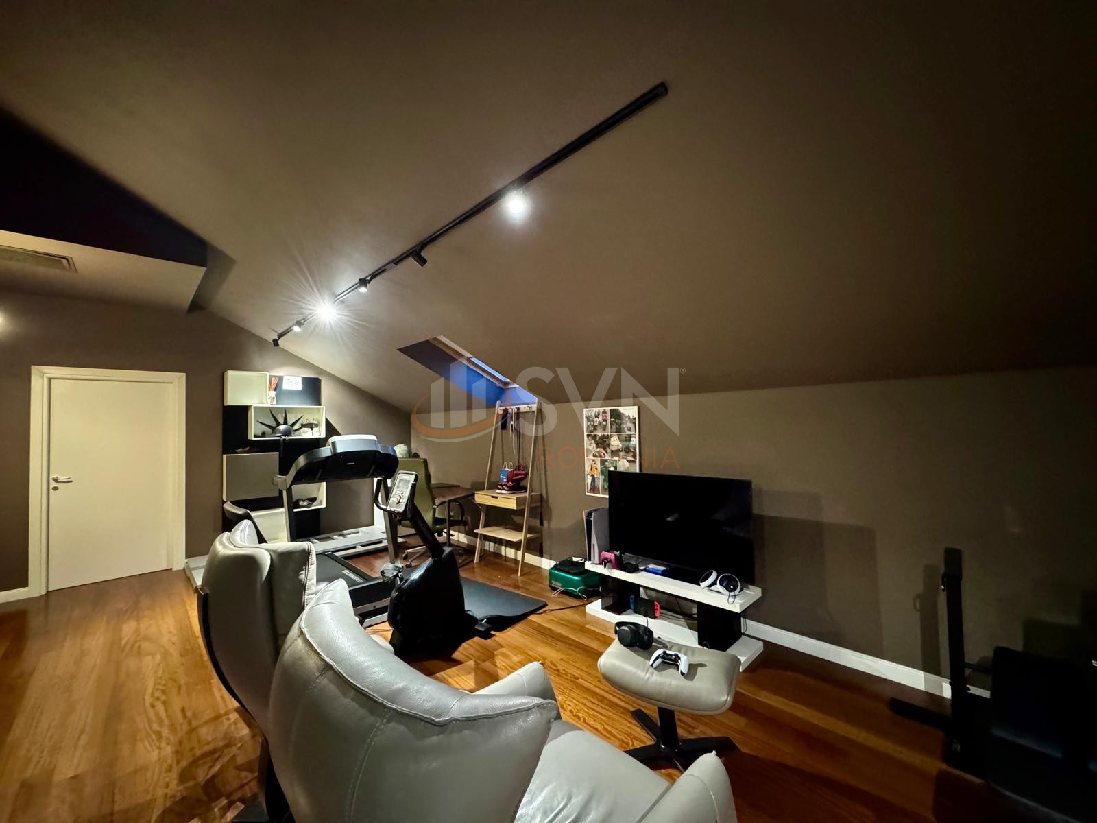 Casa, 8 camere Bucuresti/Iancu Nicolae