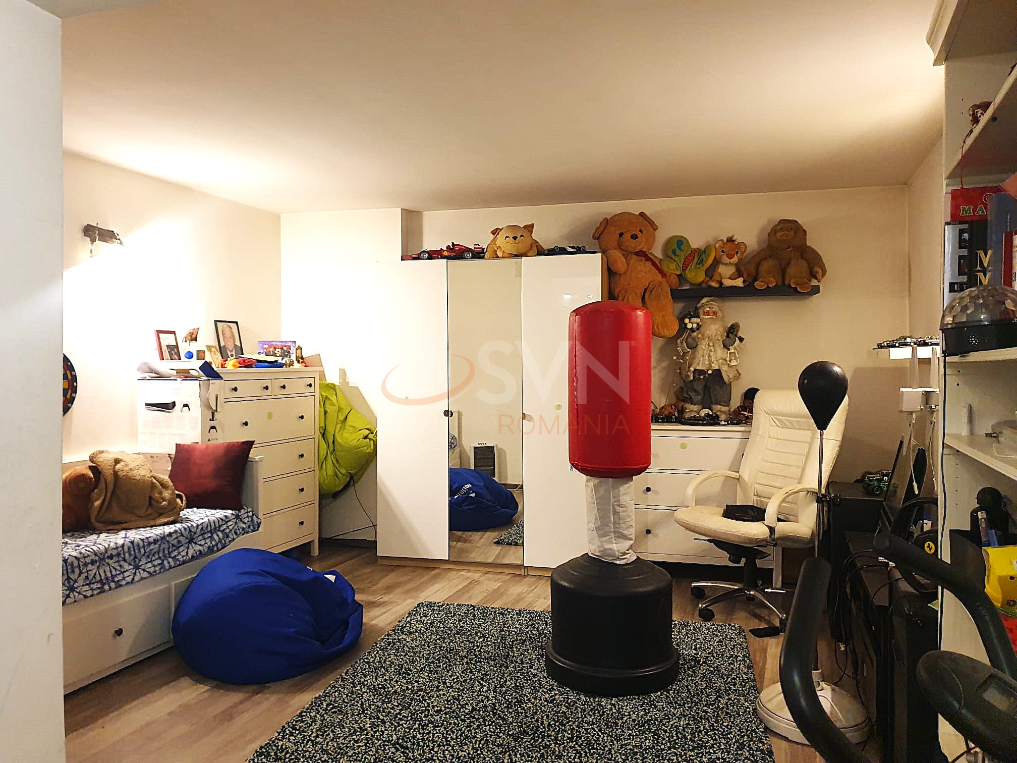 Casa, 8 camere Bucuresti/Dacia
