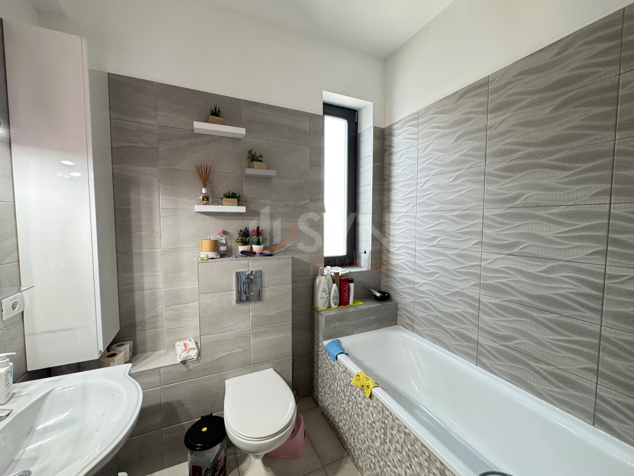 Casa, 8 camere Bucuresti/Titan