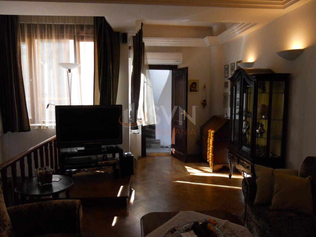 Casa, 9 camere Bucuresti/Dorobanti