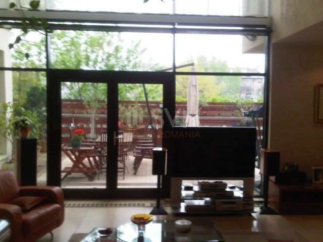 Casa, 9 camere Bucuresti/Baneasa