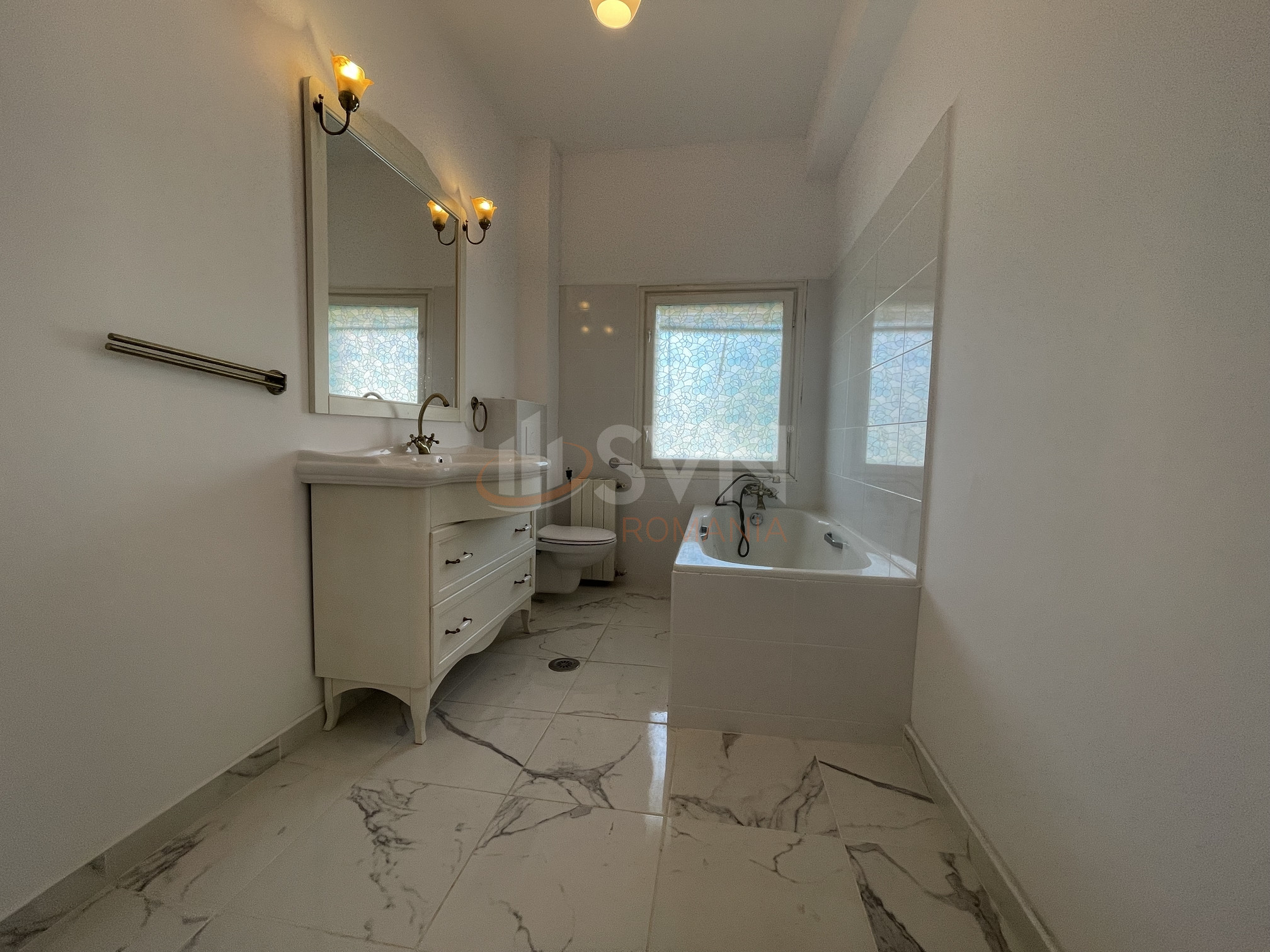 Casa, 9 camere Bucuresti/Bucurestii Noi