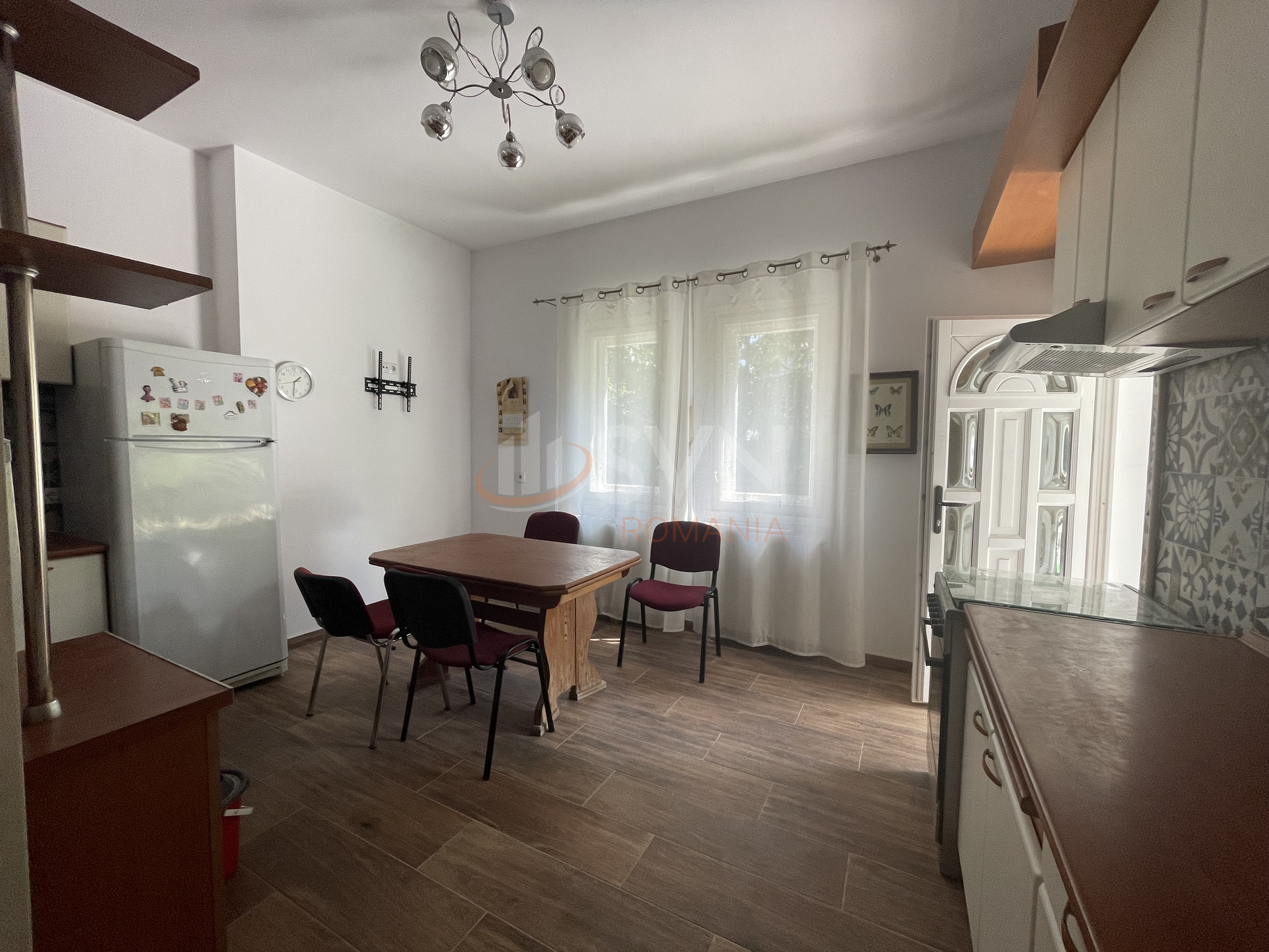 Casa, 9 camere Bucuresti/Bucurestii Noi