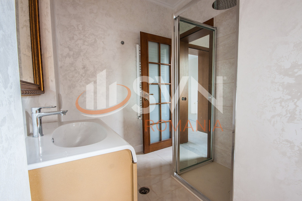 Casa, 9 camere Bucuresti/Pipera