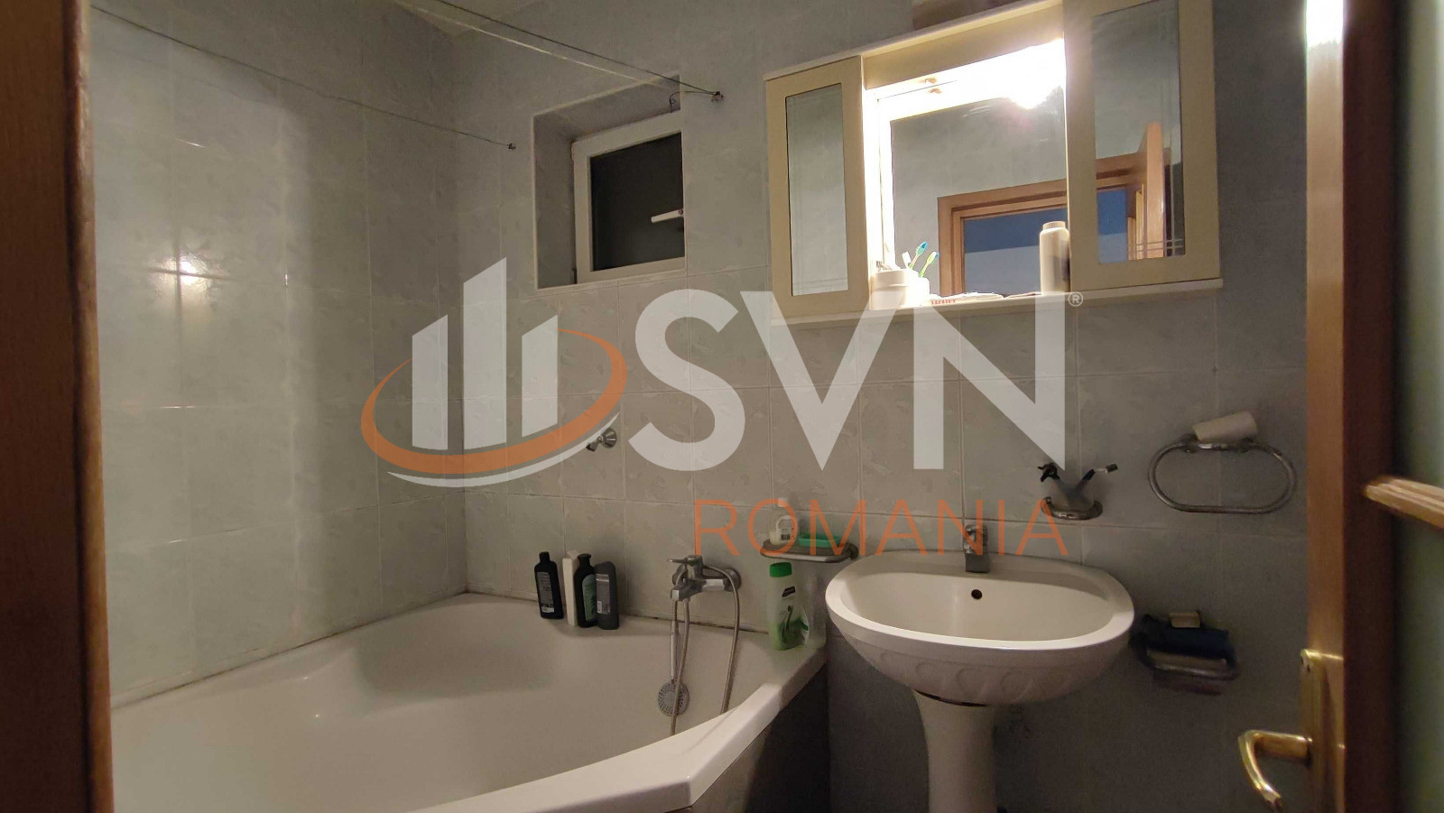 Casa, 9 camere Bucuresti/Vatra Luminoasa