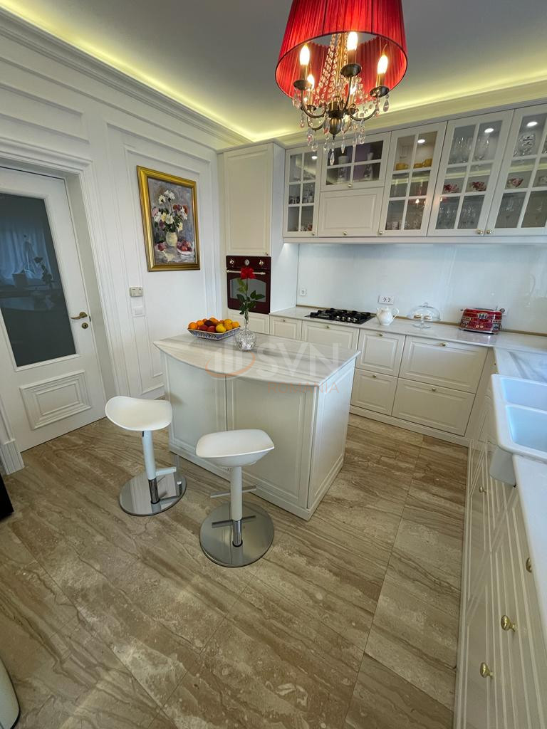 Casa, 9 camere Bucuresti/1 Mai