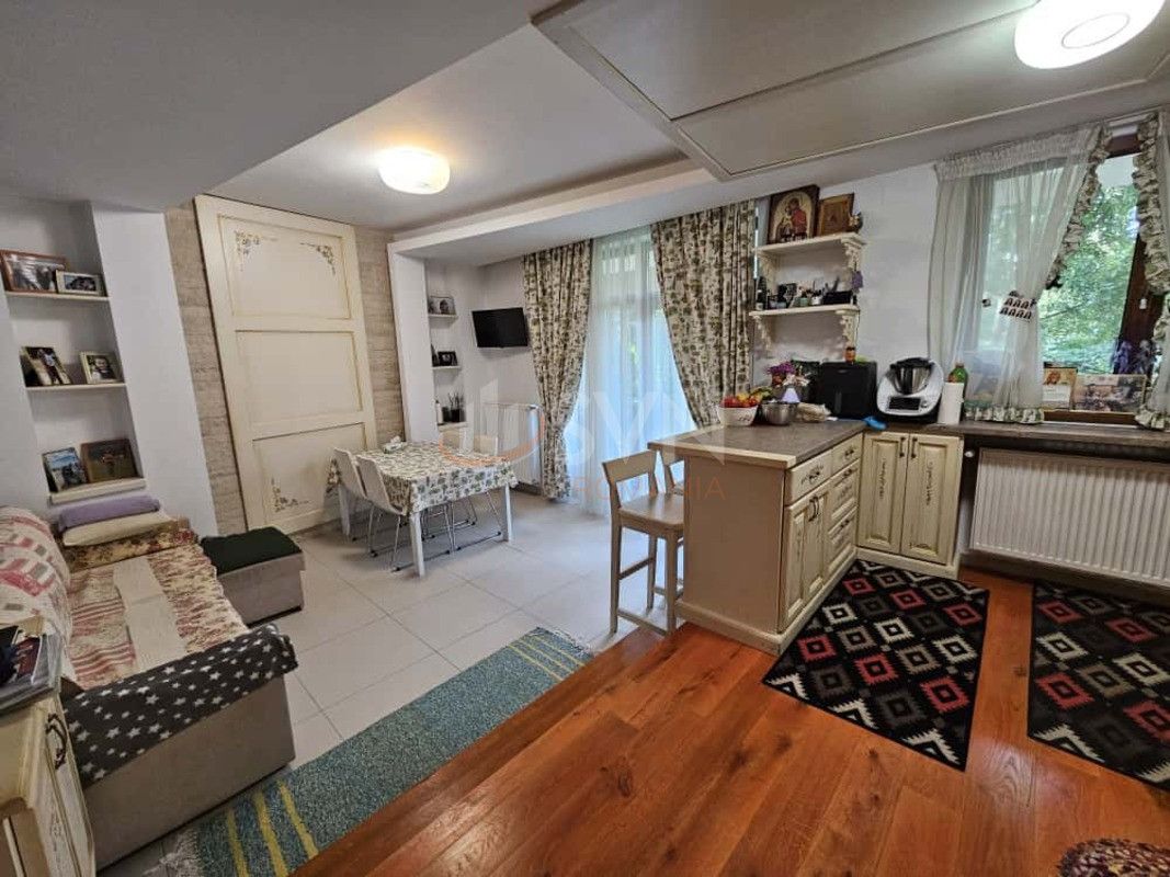 Casa, 9 camere Brasov/Centru