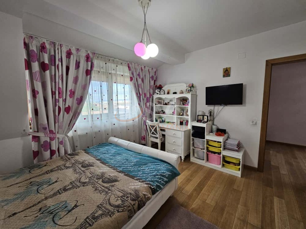 Casa, 9 camere Brasov/Centru