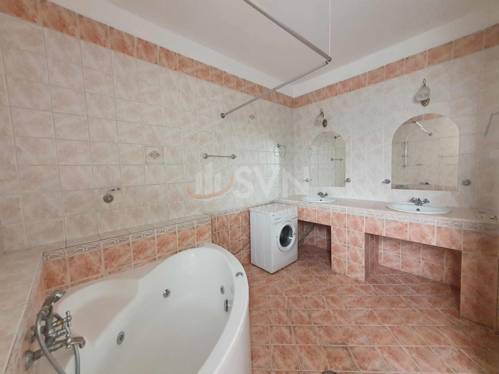 Casa, 9 camere Bucuresti/Parcul Circului