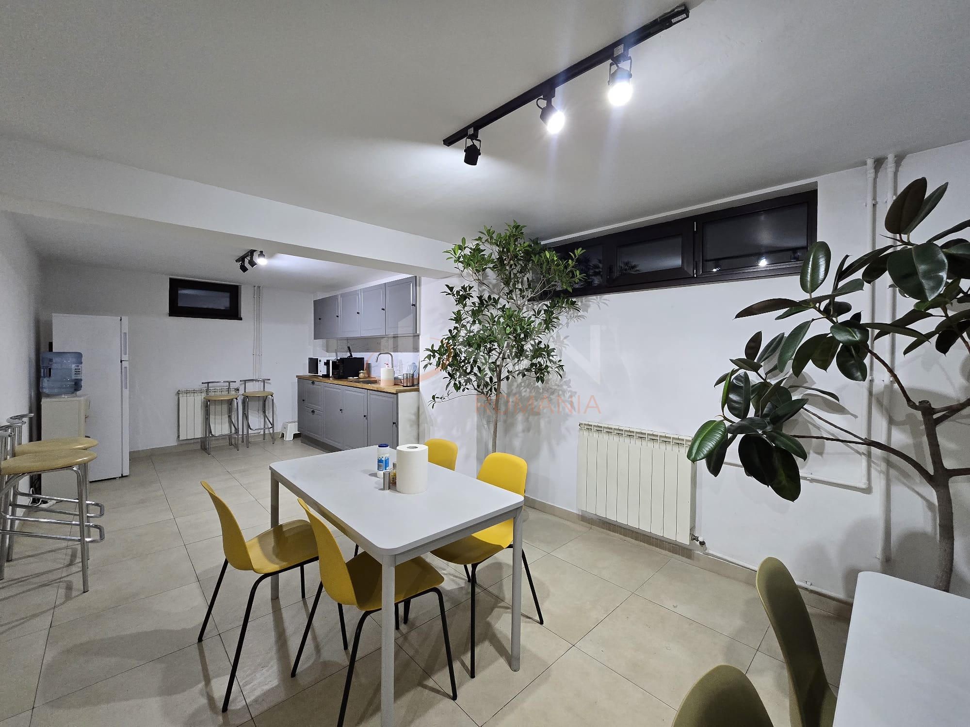 Casa, 9 camere Bucuresti/Domenii