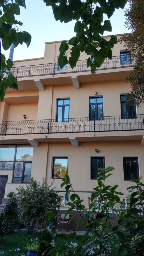Casa, 9 camere Bucuresti/Cotroceni