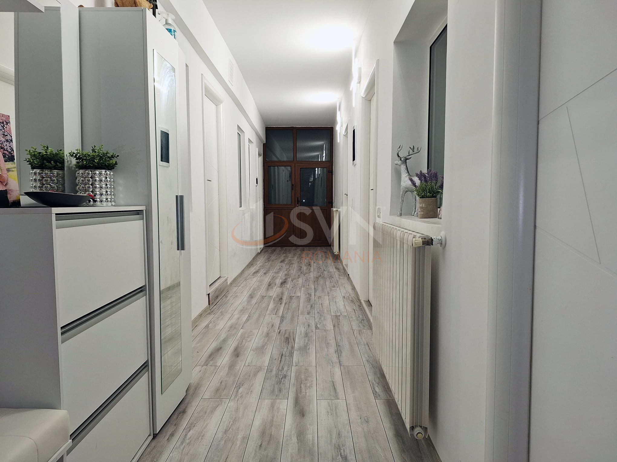 Casa, 9 camere Bucuresti/1 Mai