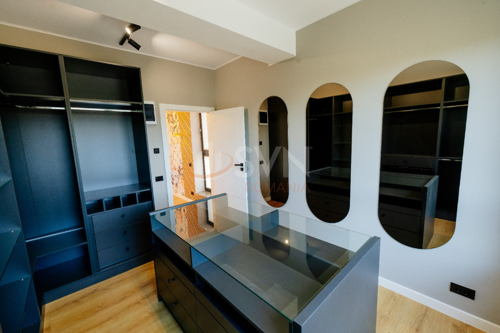 Casa, 9 camere Bucuresti/Sisesti