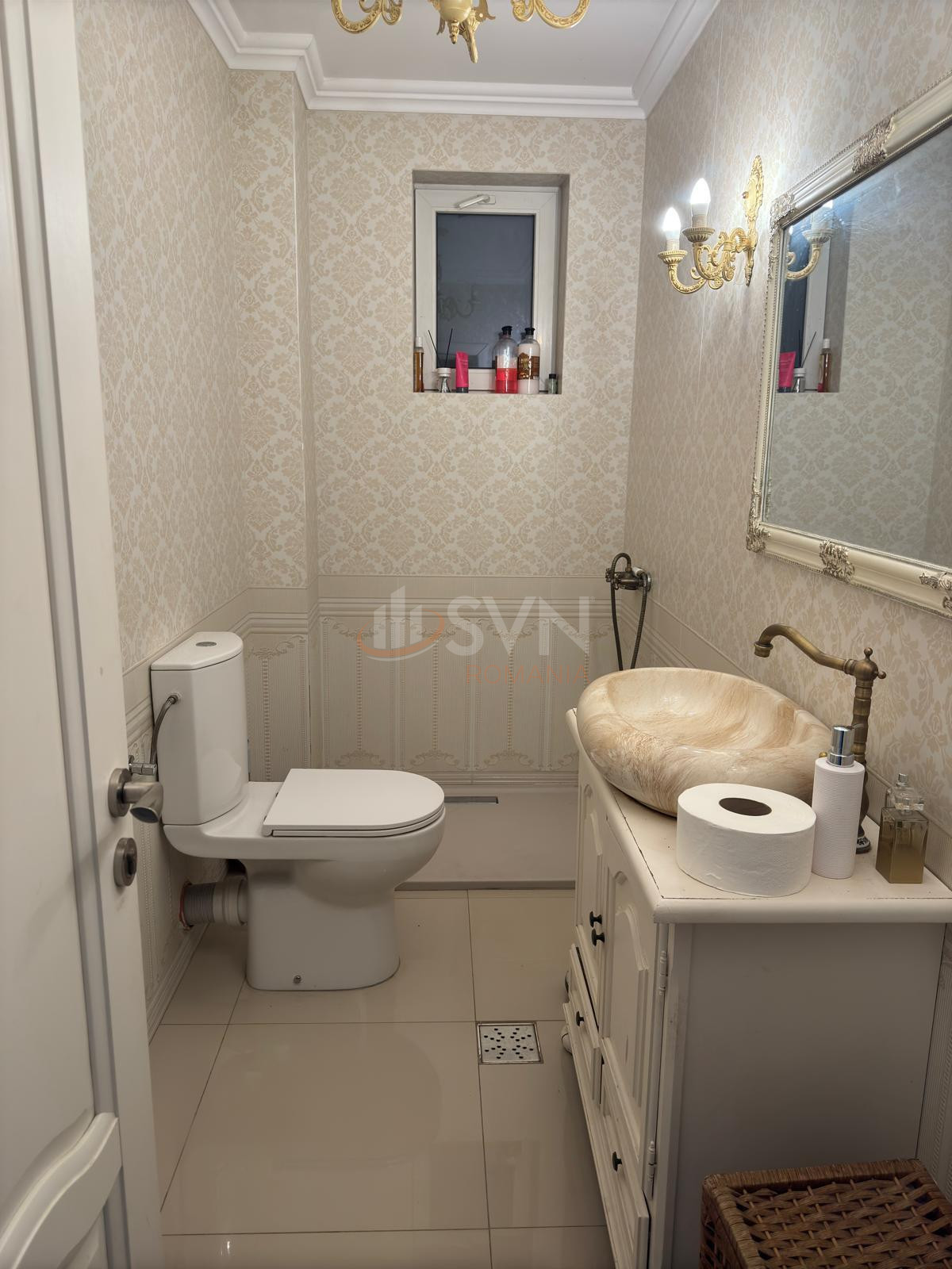 Casa, 9 camere Bucuresti/Iancu Nicolae