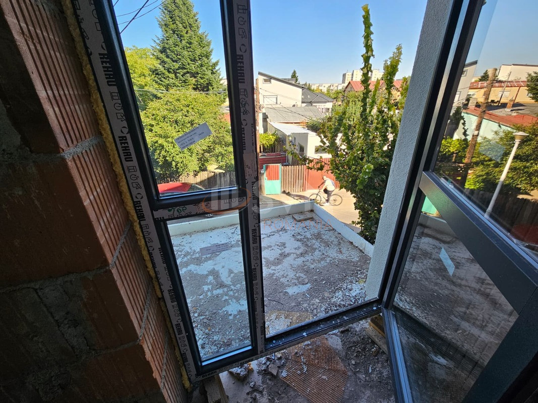 Garsoniera Bucuresti/Uverturii