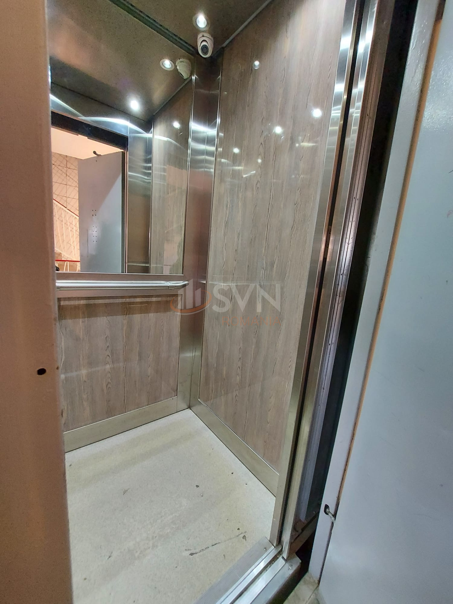 Garsoniera Bucuresti/Costin Georgian