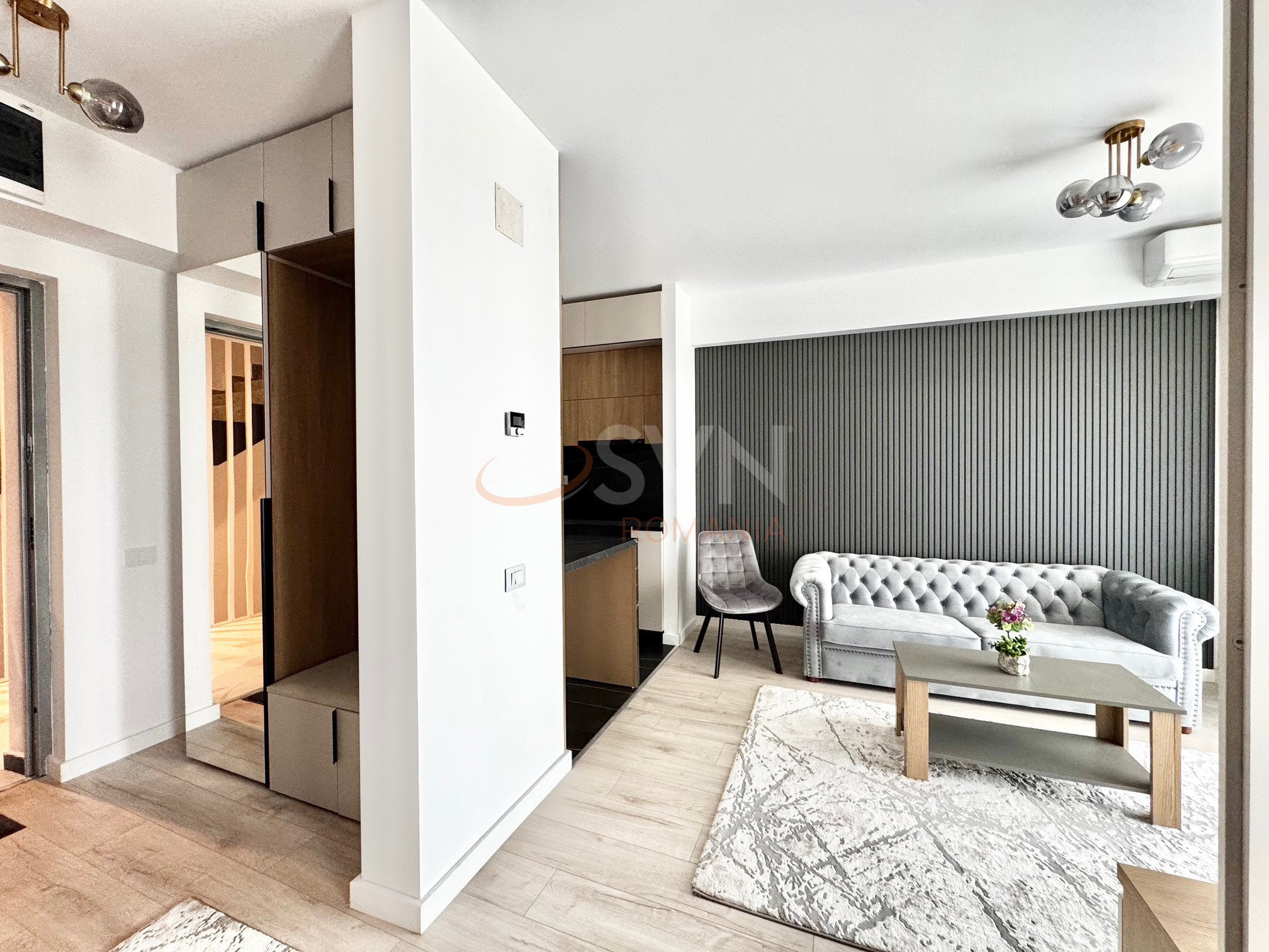 Garsoniera Bucuresti/Sisesti