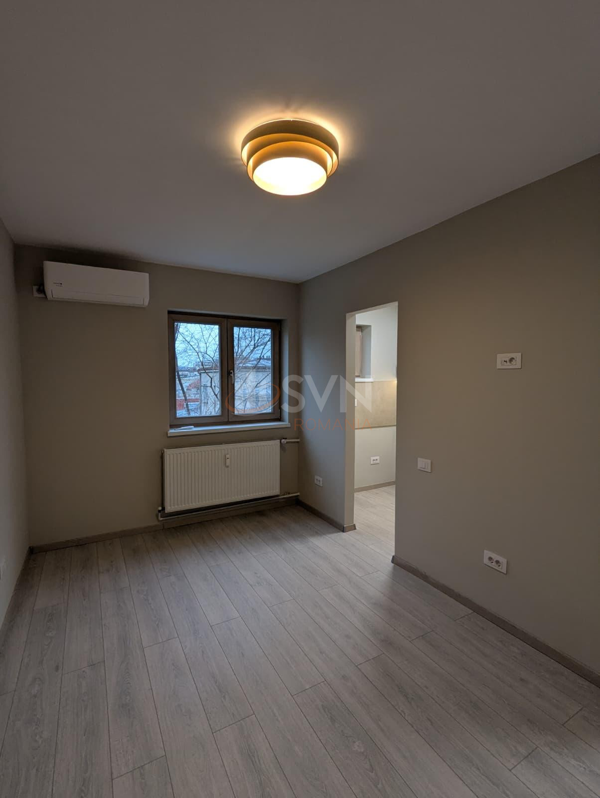 Garsoniera Bucuresti/Centrul Civic (s3)