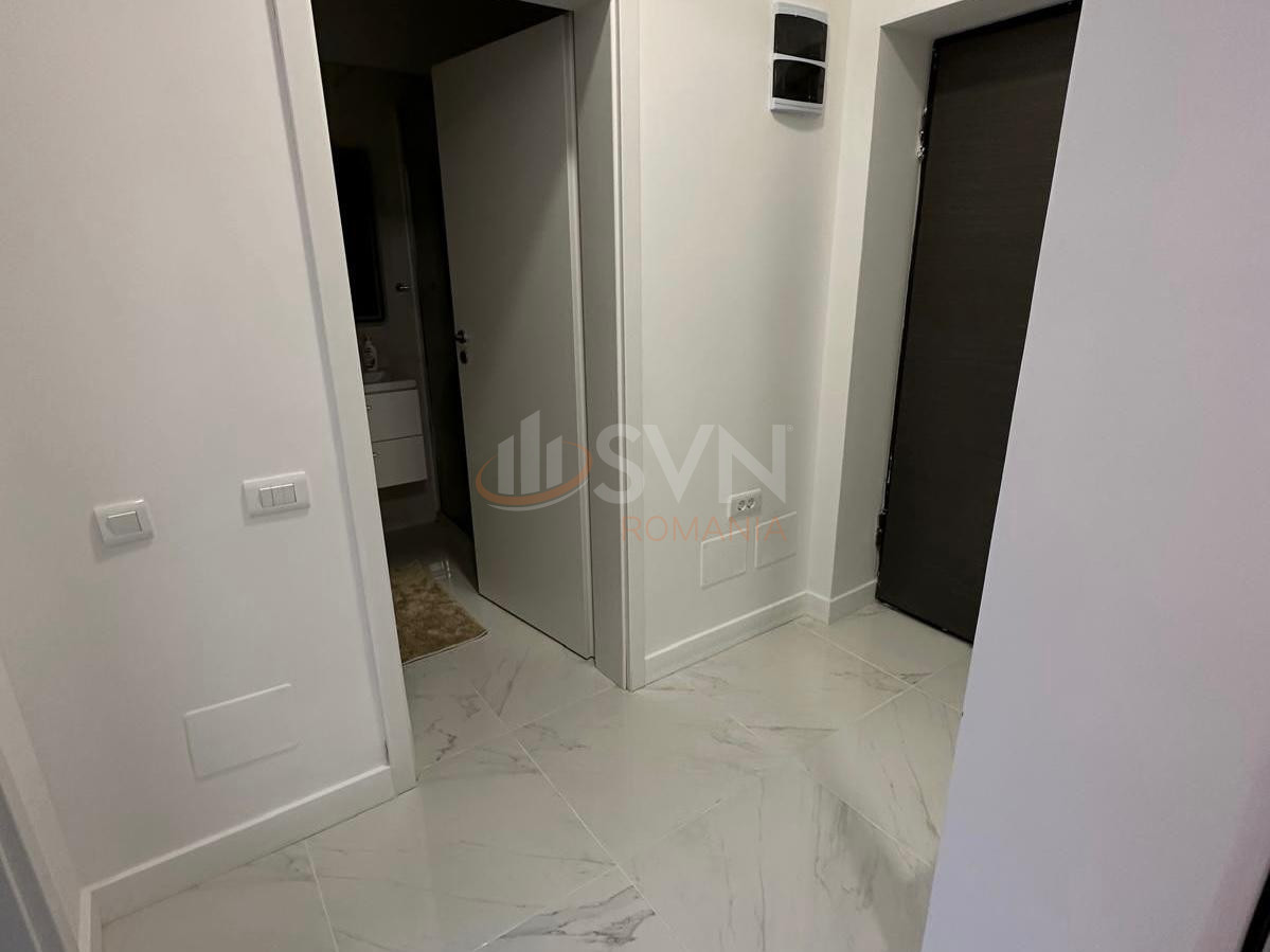 Garsoniera Bucuresti/Regie