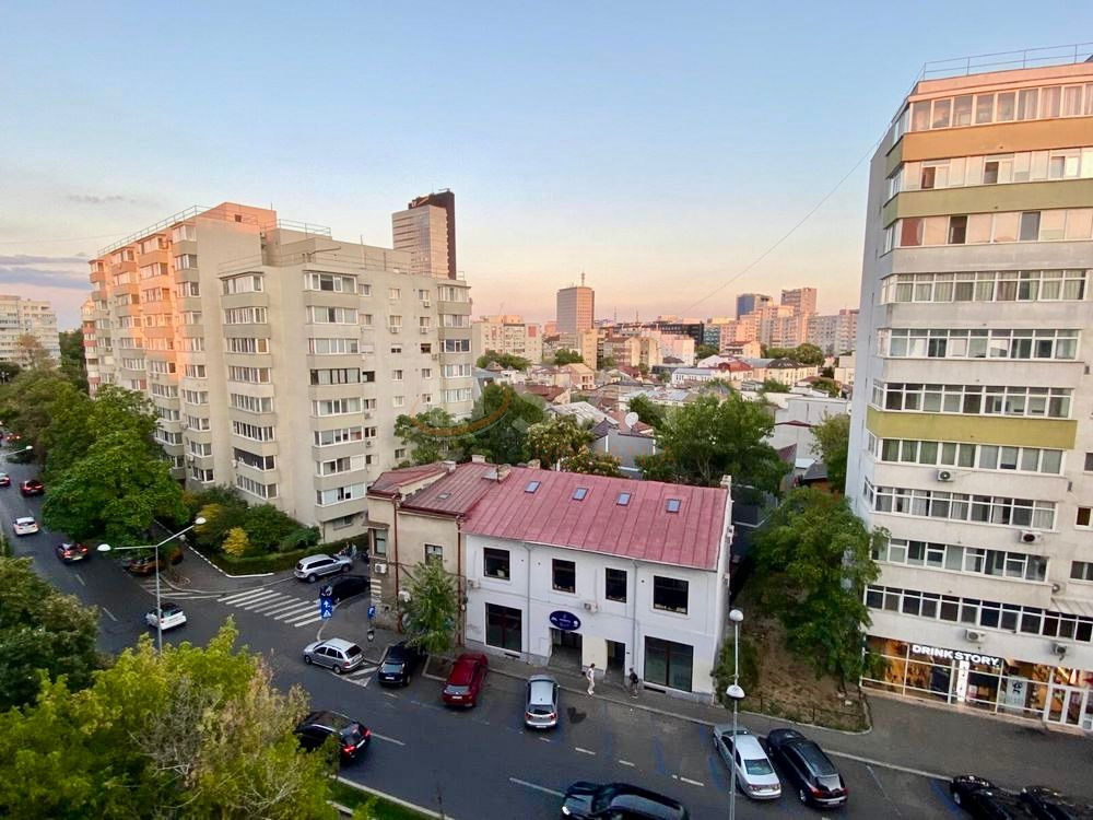 Garsoniera Bucuresti/Banu Manta