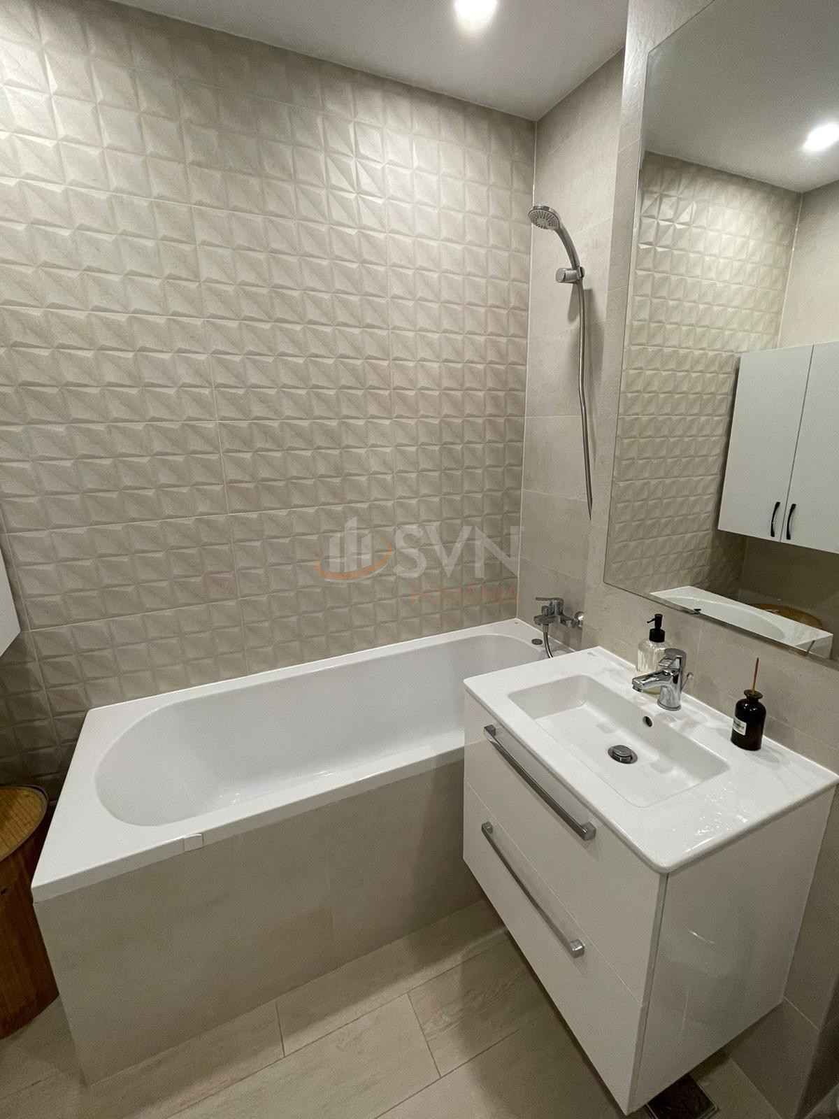 Garsoniera Bucuresti/Titan