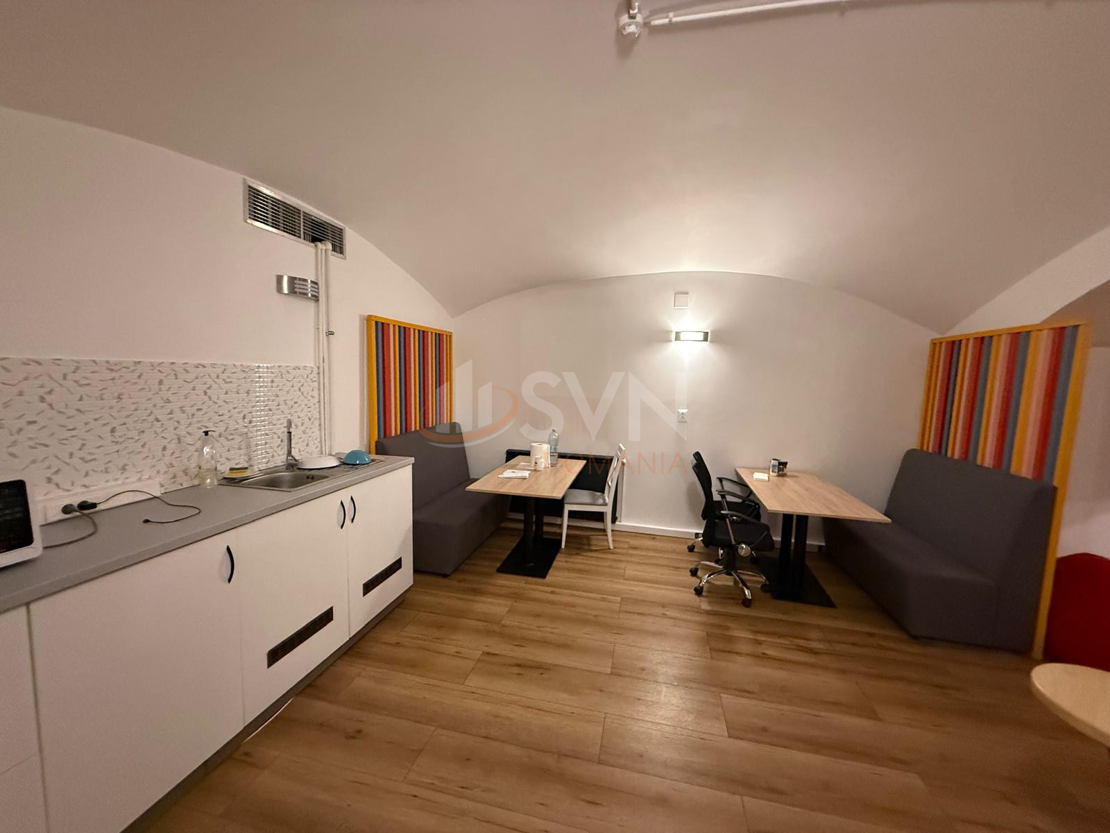 Spatiu comercial 1100 mp Bucuresti/P-ta Universitatii