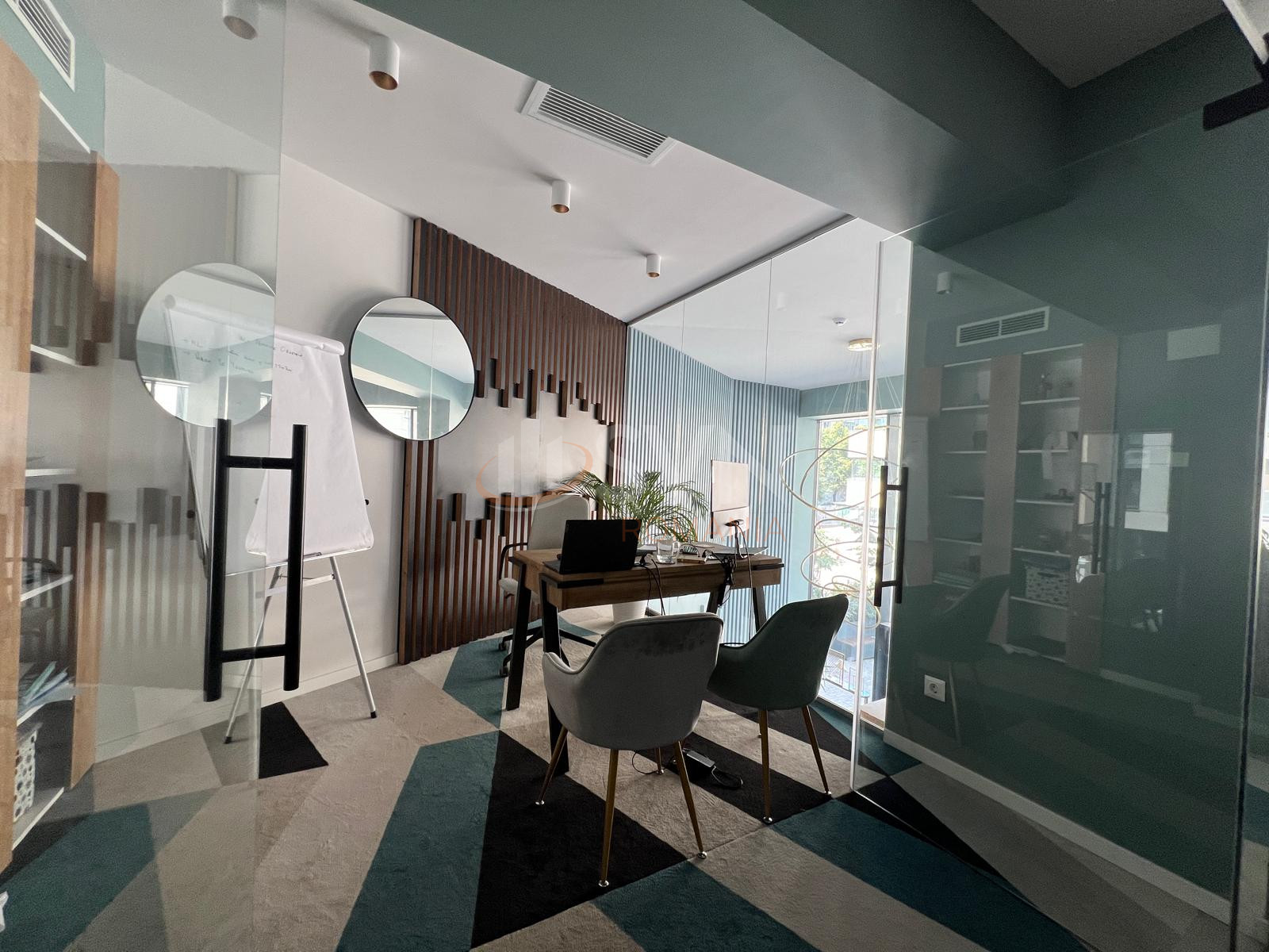 Spatiu comercial 117 mp Bucuresti/Banu Manta