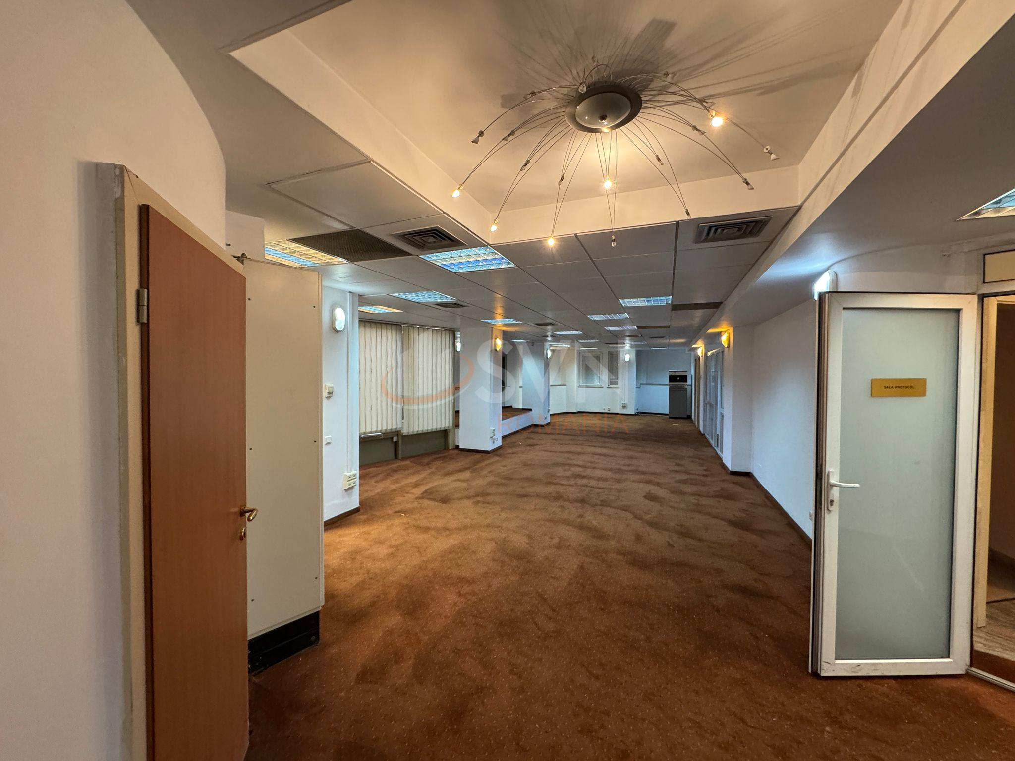 Spatiu comercial 1200 mp Bucuresti/Victoriei