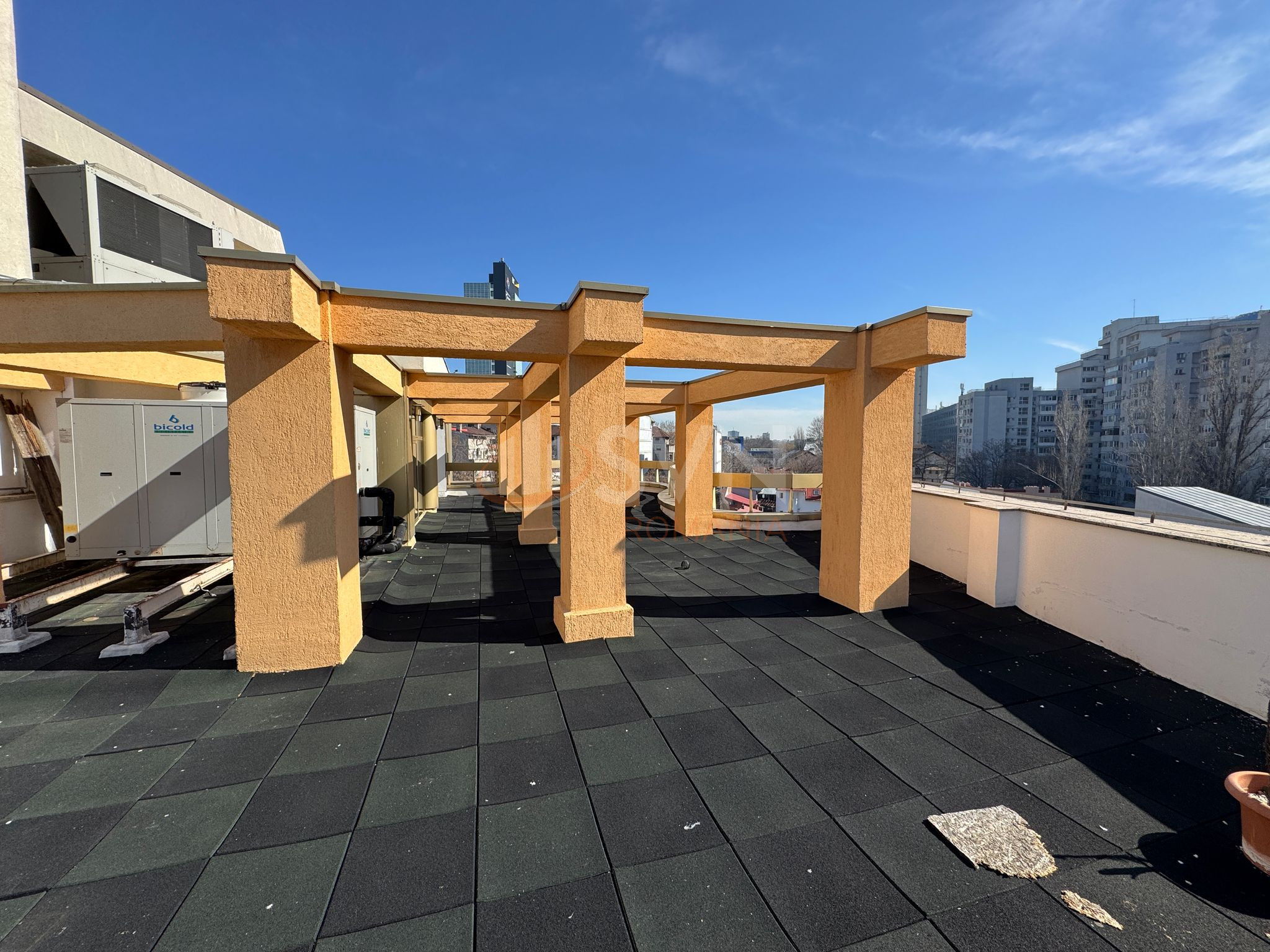 Spatiu comercial 1200 mp Bucuresti/Victoriei