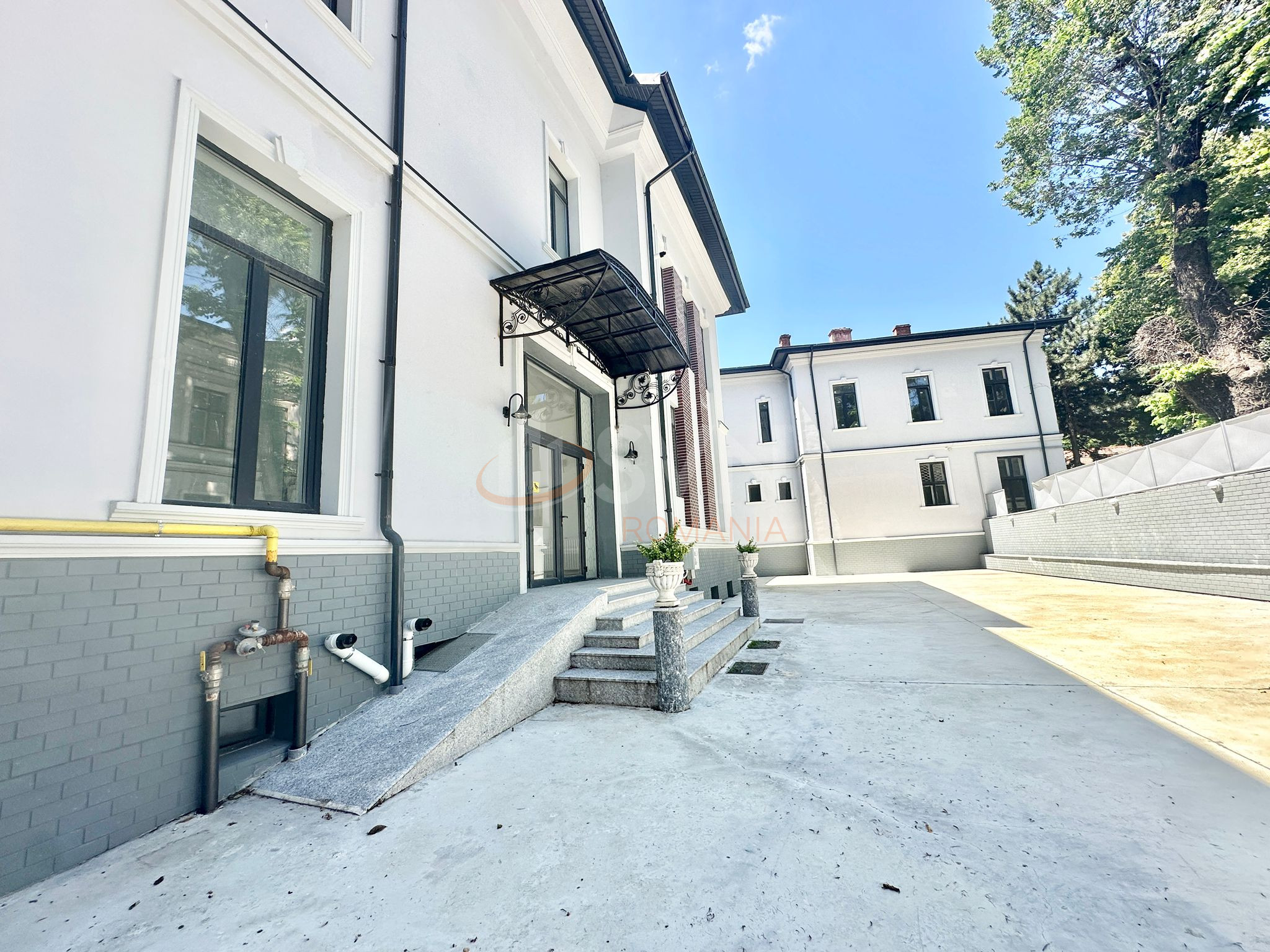 Spatiu comercial 1200 mp Bucuresti/Cismigiu