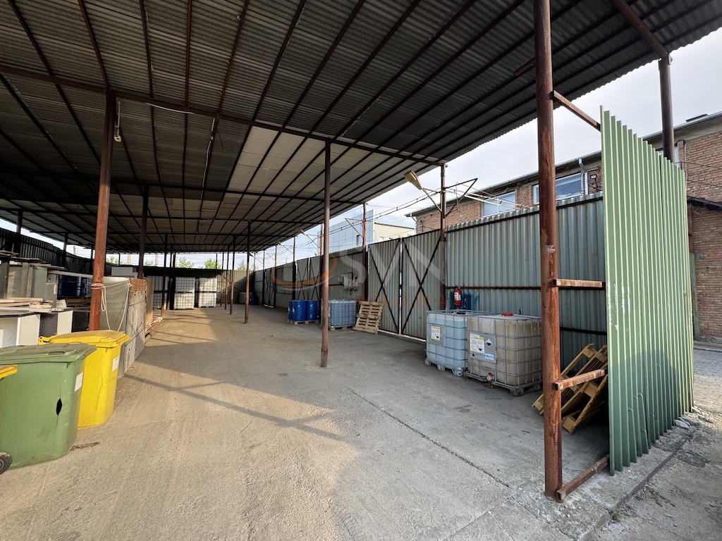 Spatiu comercial 1300 mp Valcea/Cazanesti