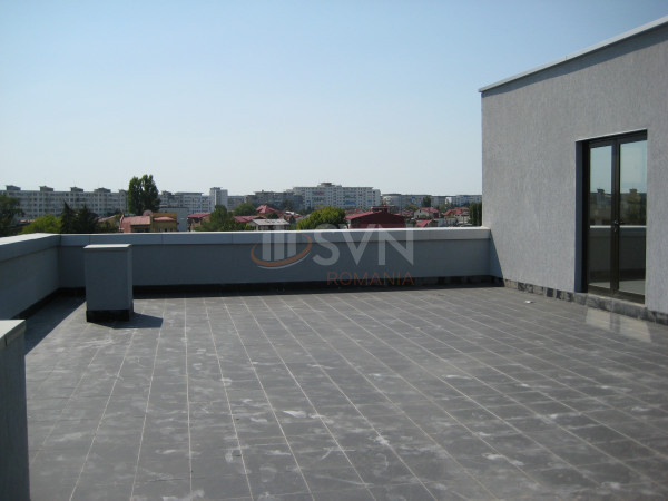 Spatiu comercial 1312 mp Bucuresti/Piata Presei Libere