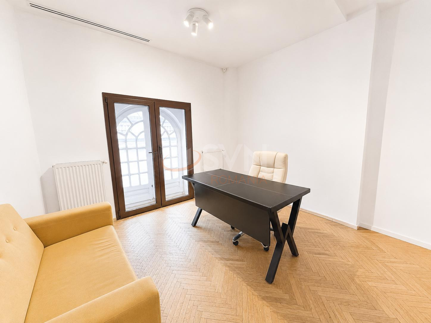 Spatiu comercial 132 mp Bucuresti/P-ta Victoriei