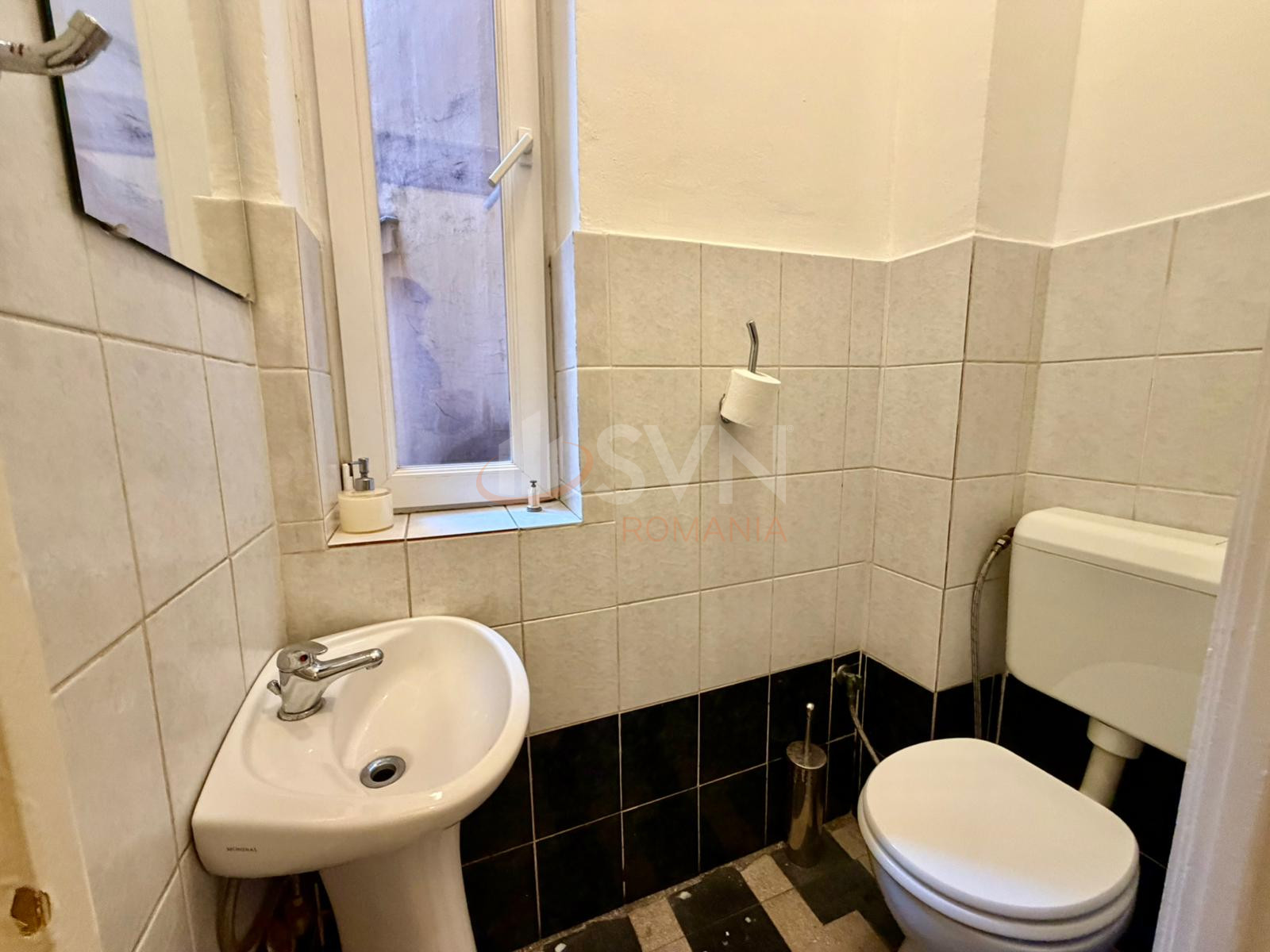 Spatiu comercial 134.29 mp Bucuresti/P-ta Victoriei