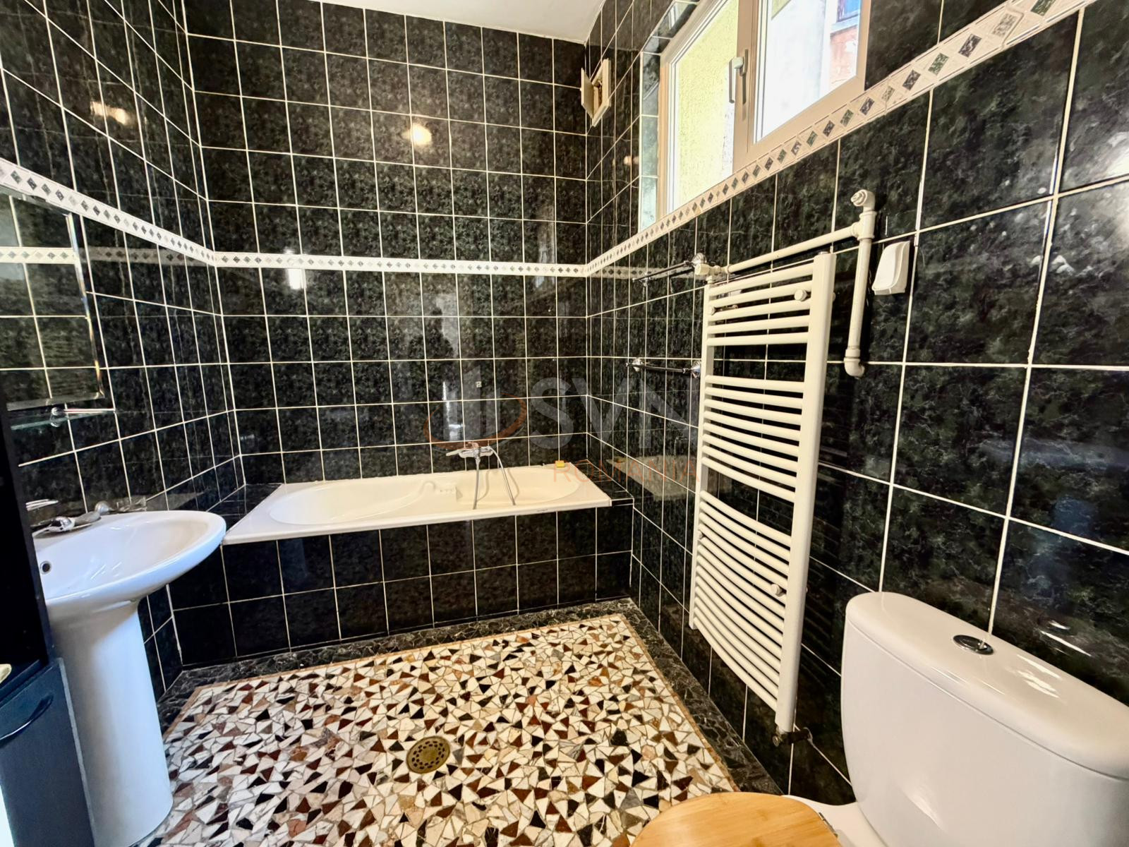 Spatiu comercial 134.29 mp Bucuresti/P-ta Victoriei