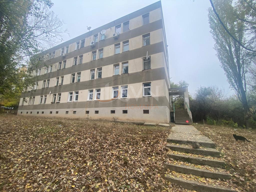 Spatiu comercial 1350 mp Bucuresti/Pipera