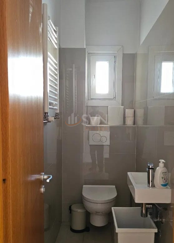 Spatiu comercial 144 mp Bucuresti/P-ta Romana