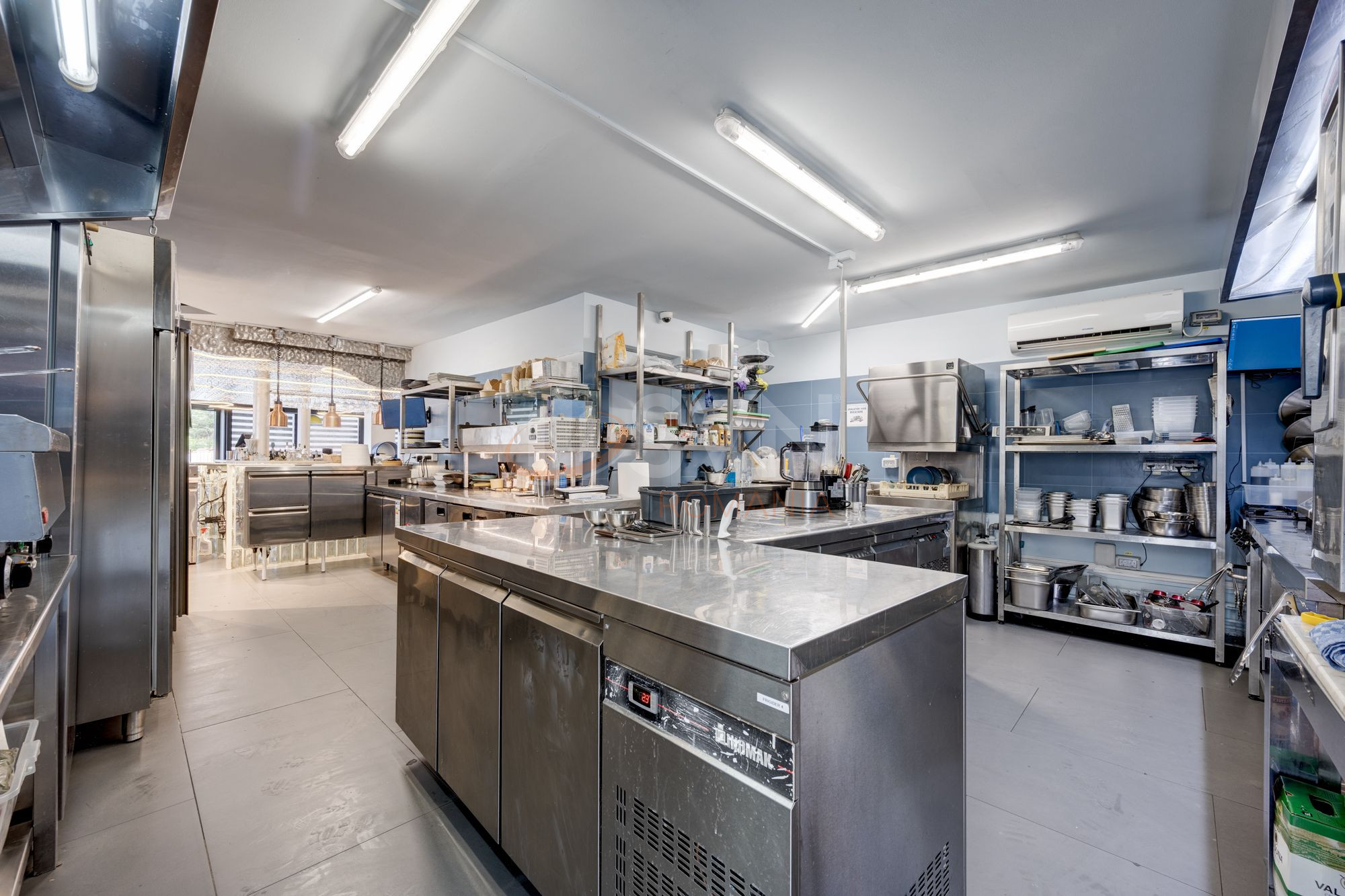 Spatiu comercial 162.22 mp Ilfov/Voluntari