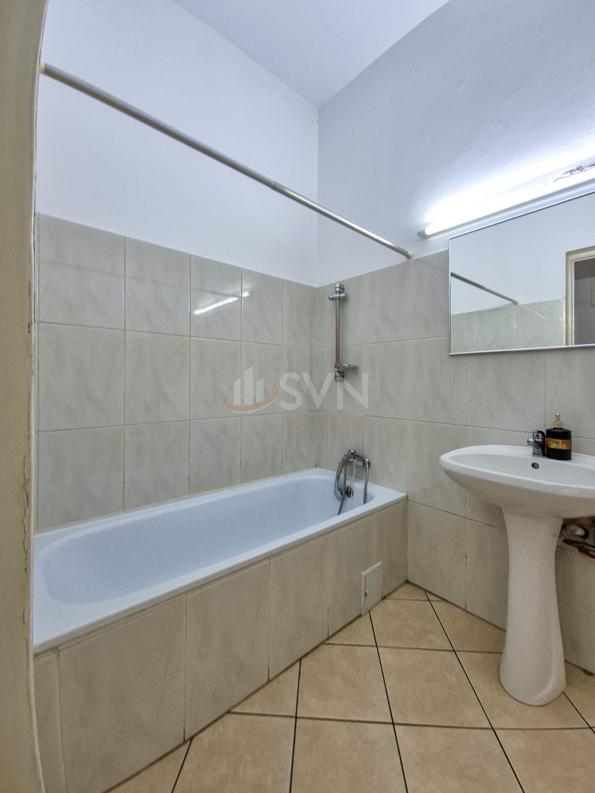 Spatiu comercial 170 mp Bucuresti/P-ta Romana