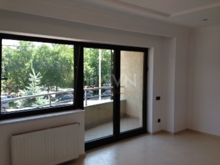 Spatiu comercial 180 mp Bucuresti/Aviatiei