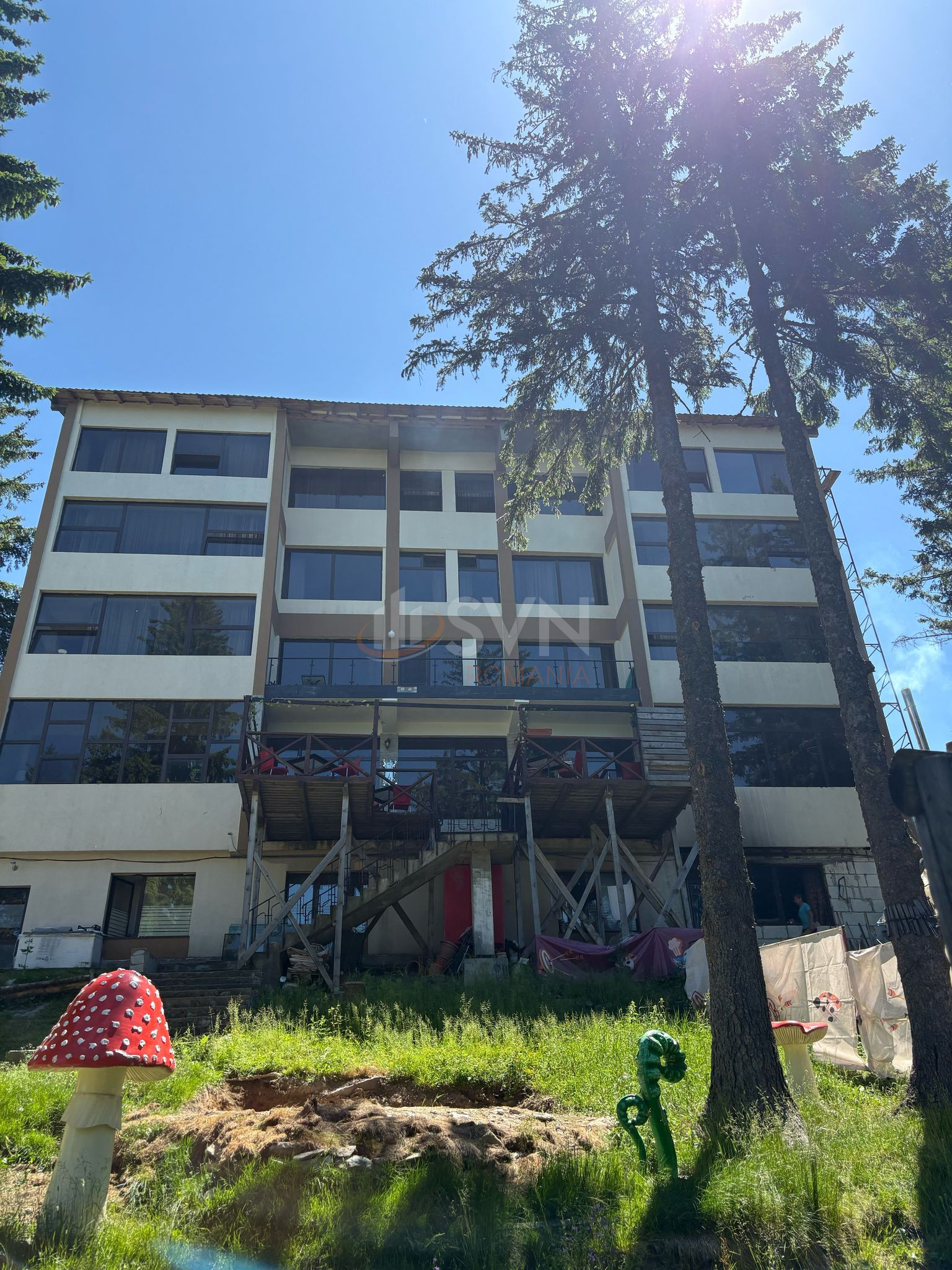 Spatiu comercial 1800 mp Gorj/Centru