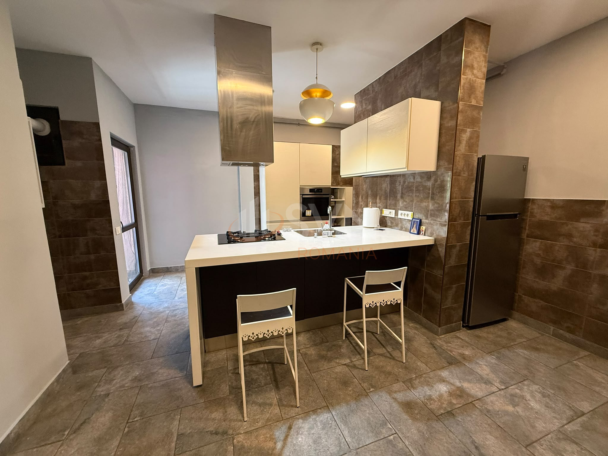 Spatiu comercial 216.1 mp Bucuresti/Victoriei