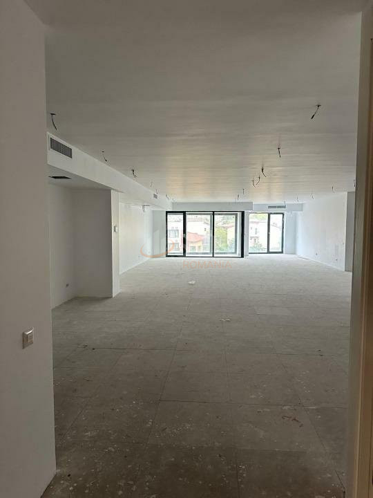 Spatiu comercial 231 mp Bucuresti/Barbu Vacarescu