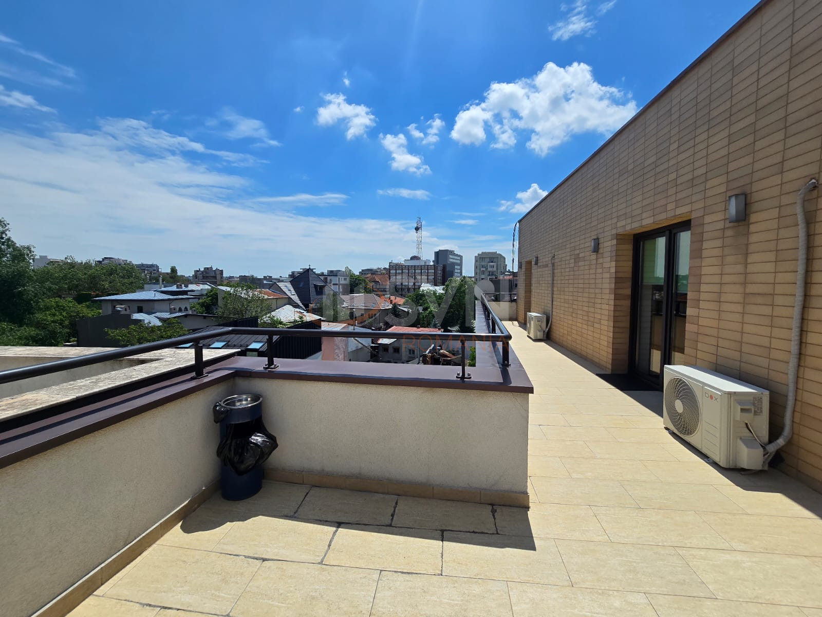 Spatiu comercial 2444 mp Bucuresti/Gradina Icoanei